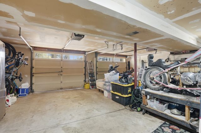 1630 E NAVAJO, Ogden, UT 84403