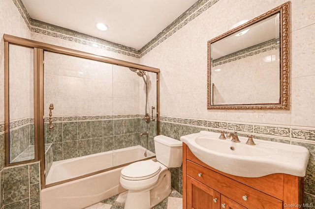 22 Puritan Avenue, Mount Sinai, NY 11766