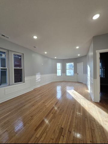 651 N Long Avenue, Chicago, IL 60644