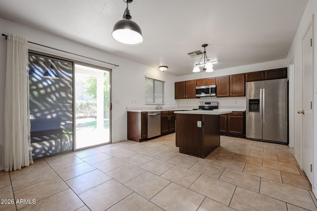 1551 E Orchid Court C, Gilbert, AZ 85296