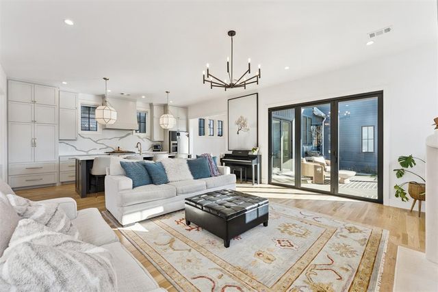 1924 Runway Boulevard, Oklahoma City, OK 73108