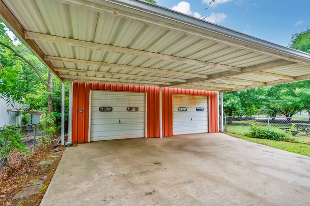 206 Ritchey Street, Gainesville, TX 76240