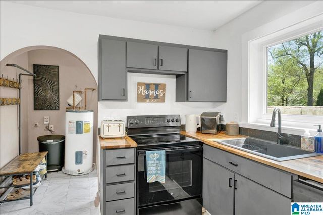 6473 CLAY PALMERDALE ROAD, Pinson, AL 35126