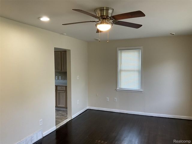14180 Huron Street, Taylor, MI 48180