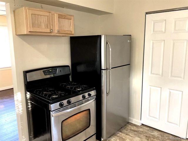 14180 Huron Street, Taylor, MI 48180