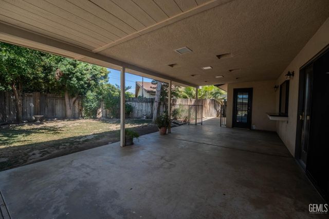 4008 Barbara Avenue, Bakersfield, CA 93309