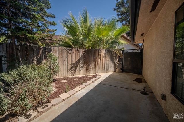 4008 Barbara Avenue, Bakersfield, CA 93309