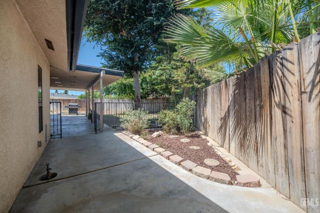 4008 Barbara Avenue, Bakersfield, CA 93309