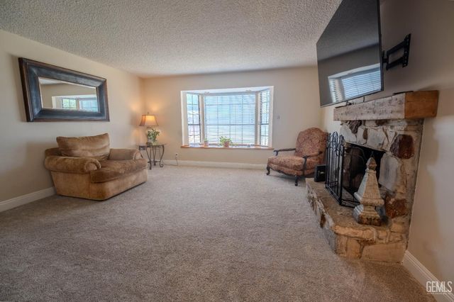 4008 Barbara Avenue, Bakersfield, CA 93309