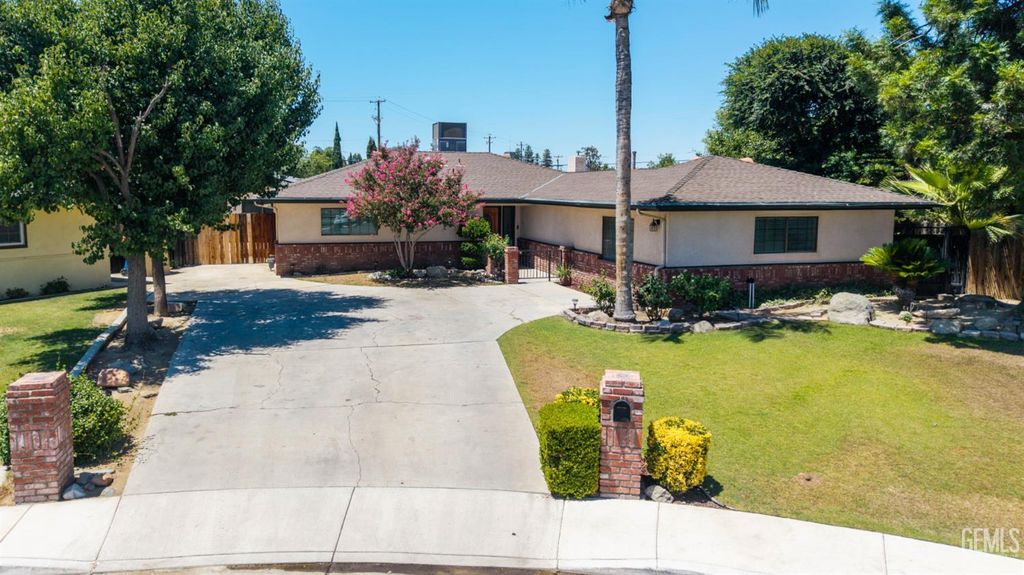 4008 Barbara Avenue, Bakersfield, CA 93309