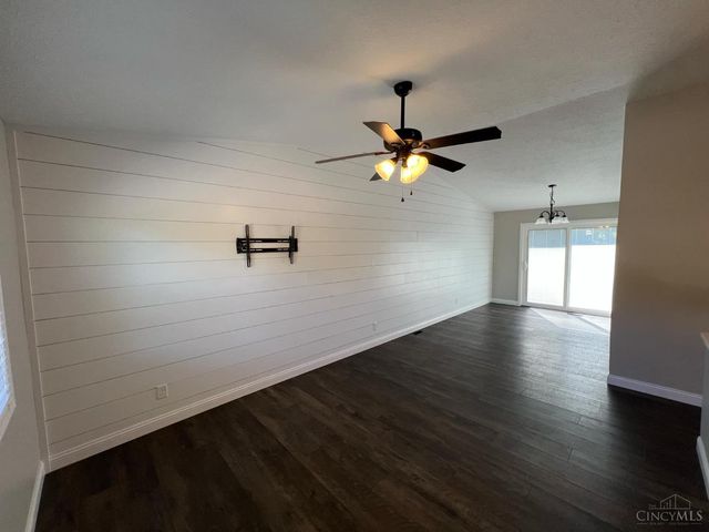 4900 Caprice Drive, Middletown, OH 45044