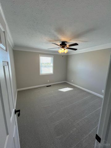 4900 Caprice Drive, Middletown, OH 45044