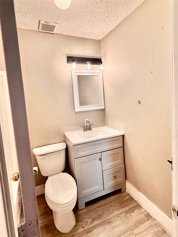 2022 Leroy Road, Dallas, TX 75217