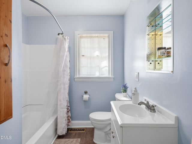 320 S Ennis Street, Fuquay Varina, NC 27526