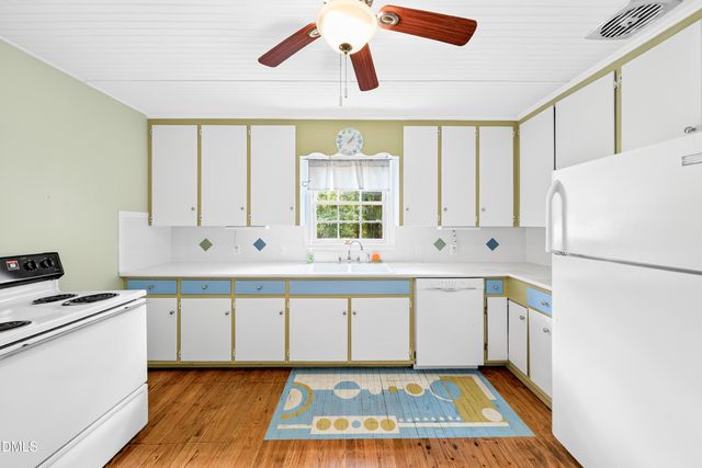 320 S Ennis Street, Fuquay Varina, NC 27526