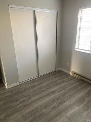 718 Santa Alicia Dr, Rohnert Park, CA 94928