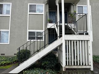 718 Santa Alicia Dr, Rohnert Park, CA 94928