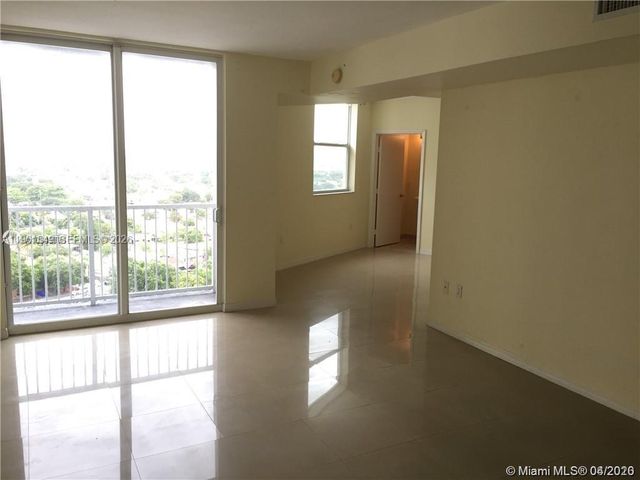 1 Glen Royal Parkway 1404, Miami, FL 33125