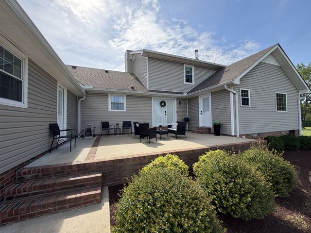 122 Trivett Dr, Portland, TN 37148