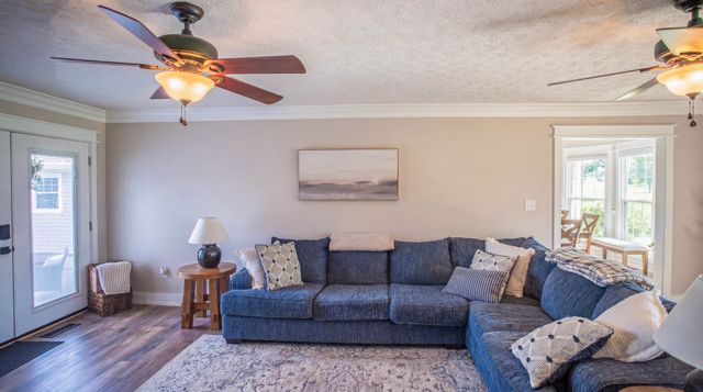 122 Trivett Dr, Portland, TN 37148