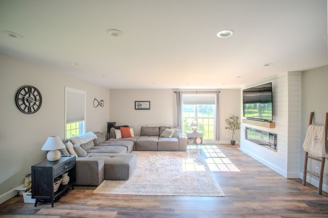 122 Trivett Dr, Portland, TN 37148