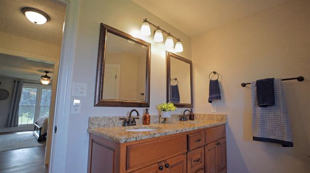 122 Trivett Dr, Portland, TN 37148