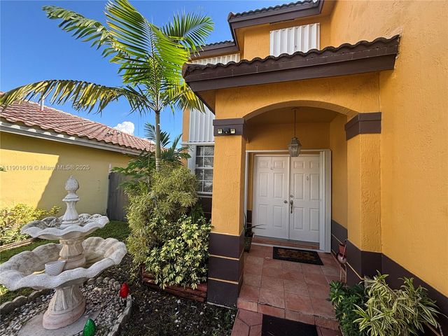 9571 SW 155th Ave, Miami, FL 33196