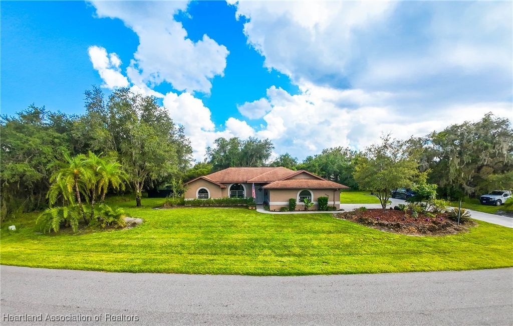 5708 Longbow Drive, Sebring, FL 33876