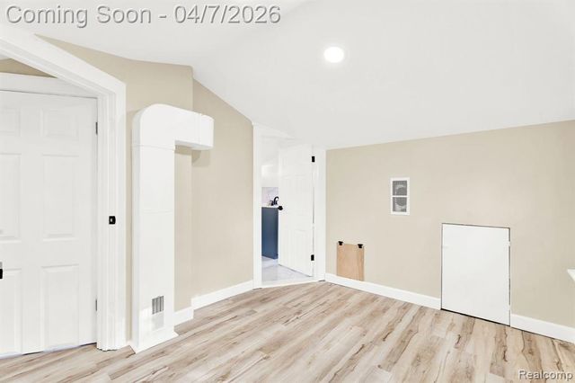 23248 Helen Street, Southfield, MI 48033