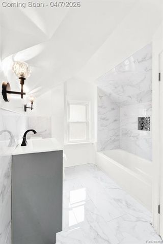 23248 Helen Street, Southfield, MI 48033