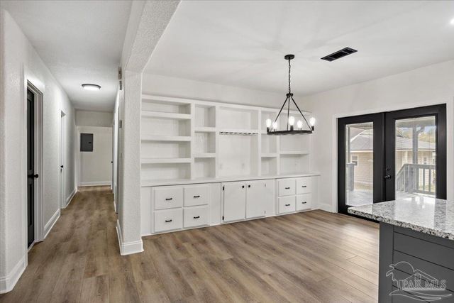 4133 Lawrence Ave, Pace, FL 32571