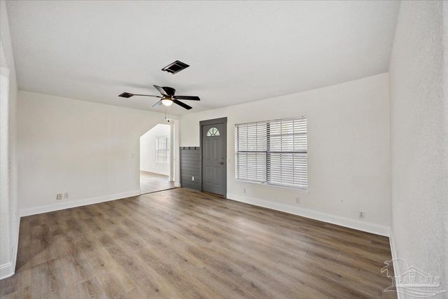 4133 Lawrence Ave, Pace, FL 32571