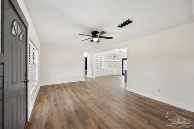 4133 Lawrence Ave, Pace, FL 32571