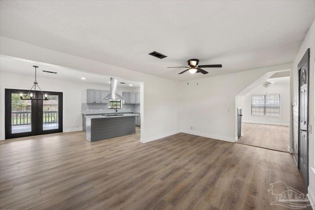 4133 Lawrence Ave, Pace, FL 32571