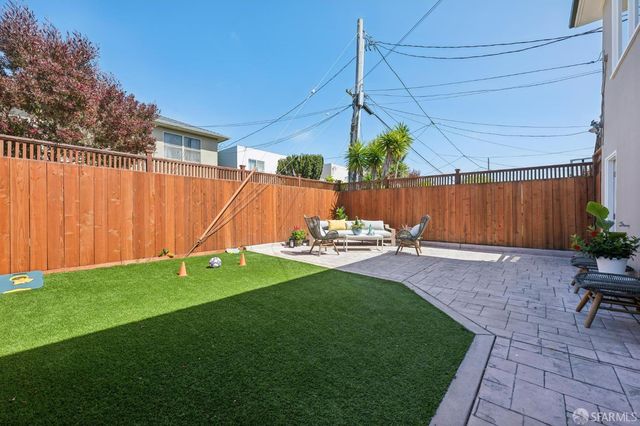 4045 Ocean Avenue, San Francisco, CA 94132