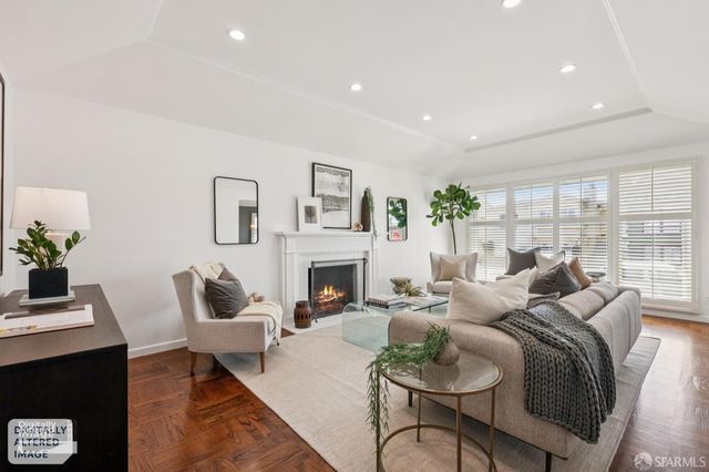 4045 Ocean Avenue, San Francisco, CA 94132