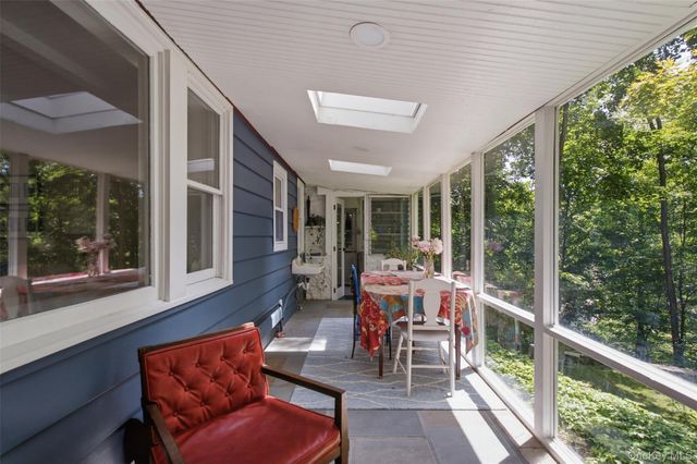 2 Anton Place, Lake Peekskill, NY 10537