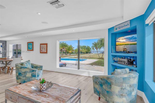 30468 Oleander Blvd, Big Pine, FL 33043