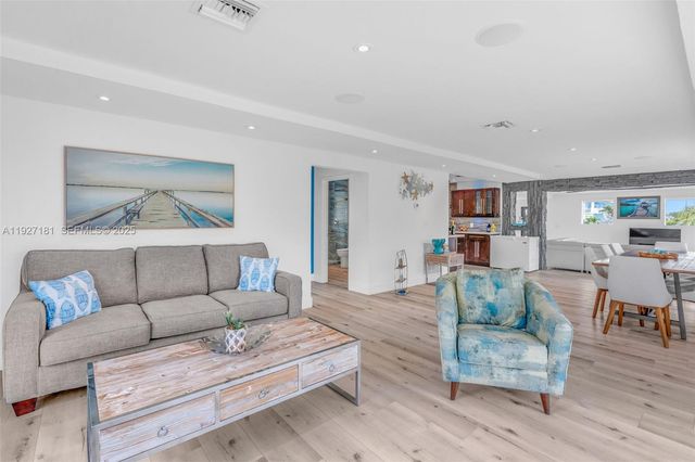 30468 Oleander Blvd, Big Pine, FL 33043