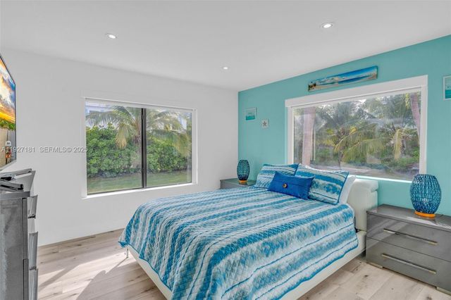 30468 Oleander Blvd, Big Pine, FL 33043