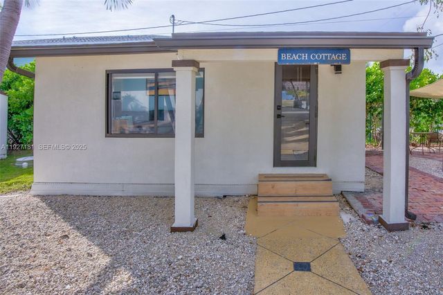 30468 Oleander Blvd, Big Pine, FL 33043