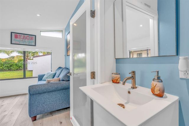 30468 Oleander Blvd, Big Pine, FL 33043