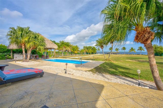 30468 Oleander Blvd, Big Pine, FL 33043