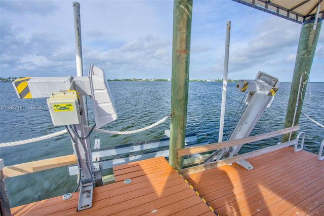 30468 Oleander Blvd, Big Pine, FL 33043