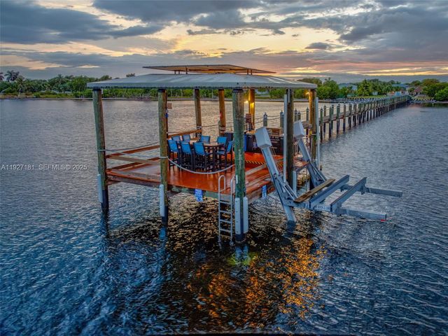 30468 Oleander Blvd, Big Pine, FL 33043