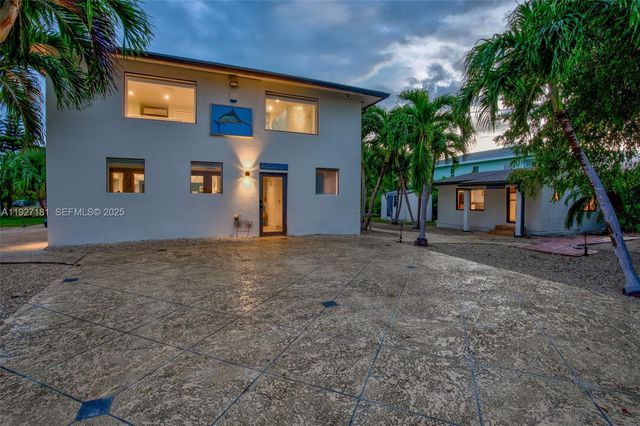 30468 Oleander Blvd, Big Pine, FL 33043