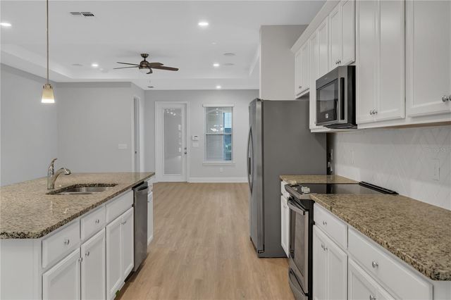 13766 ROSBASH ALY, Orlando, FL 32827