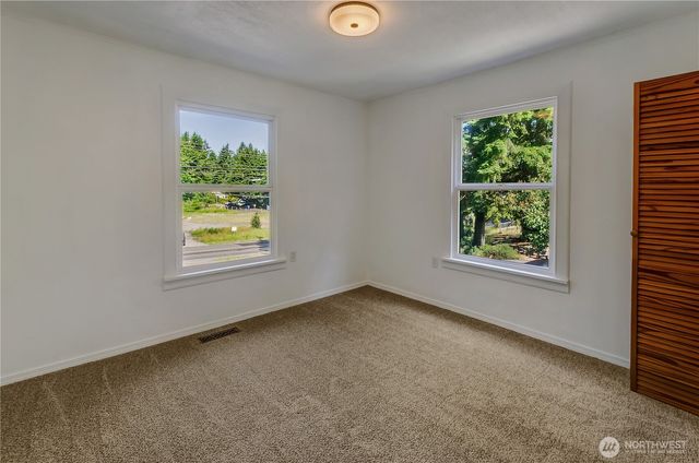 6201 38th Avenue NW, Gig Harbor, WA 98335