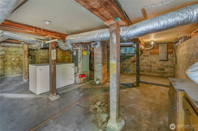 6201 38th Avenue NW, Gig Harbor, WA 98335