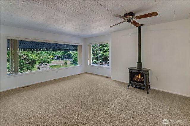 6201 38th Avenue NW, Gig Harbor, WA 98335
